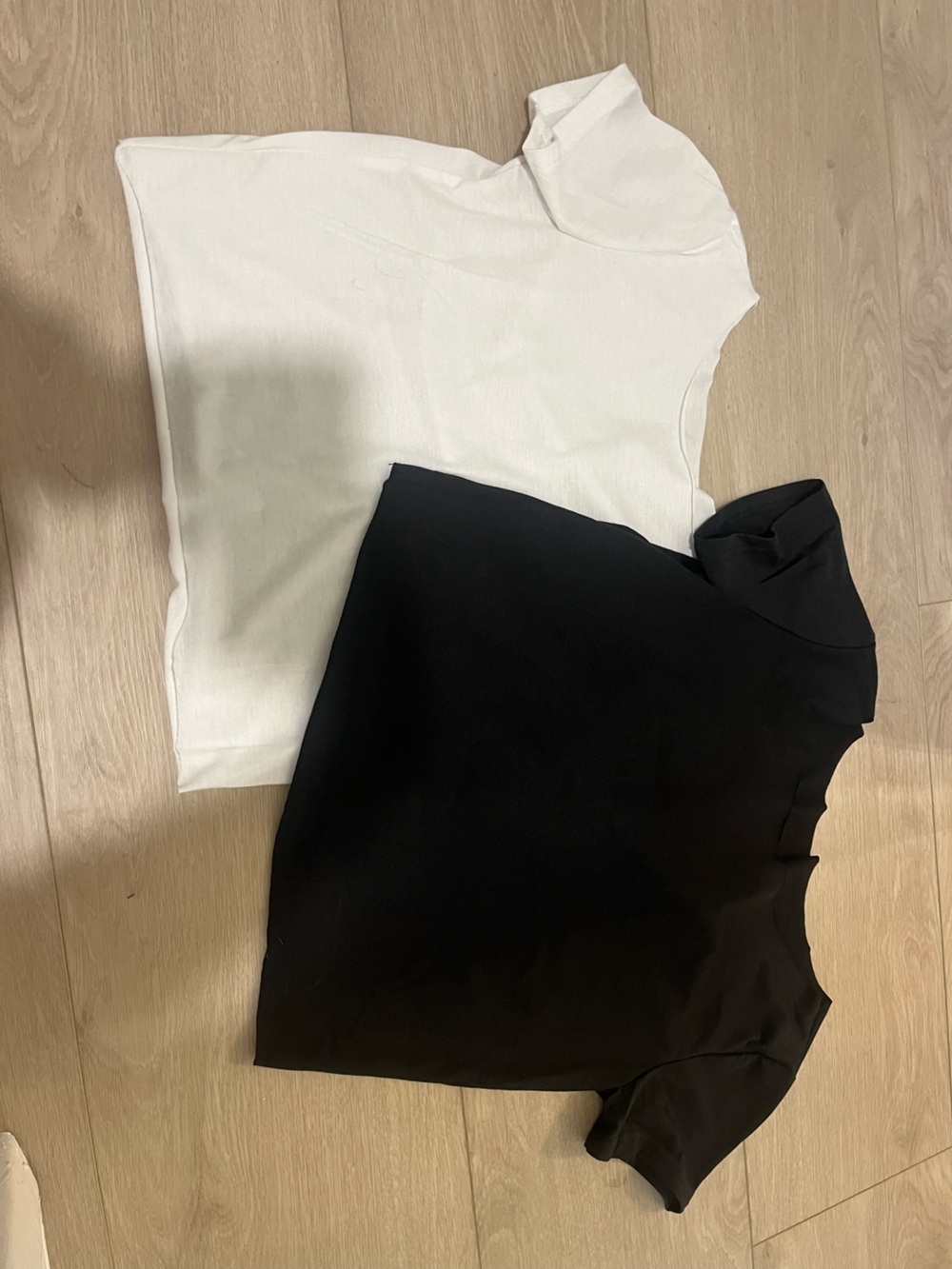 SHEIN Black & White Short Sleeve Mock Neck Tops - Set of 2